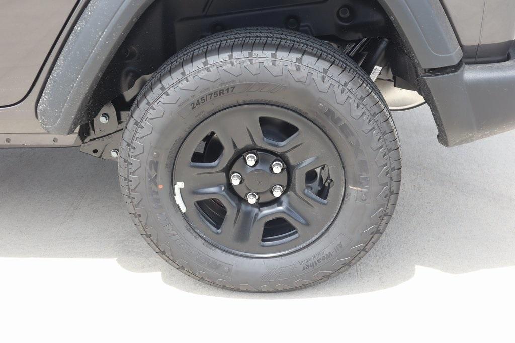 new 2025 Jeep Wrangler car, priced at $36,131