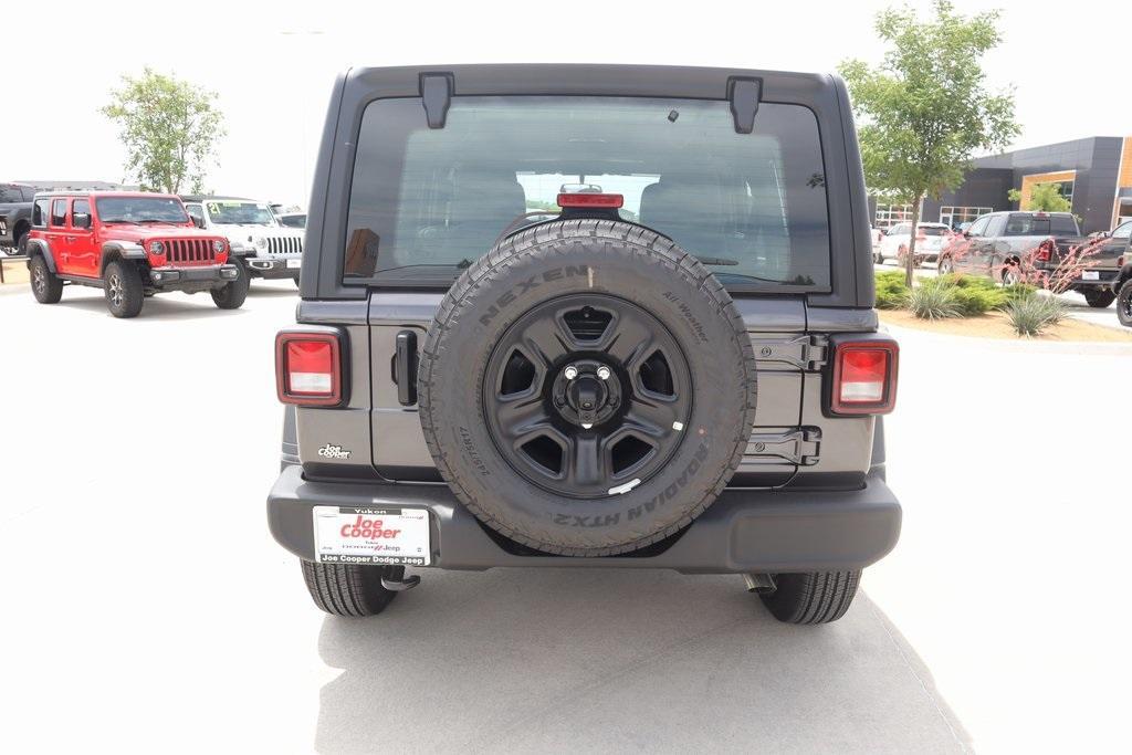 new 2025 Jeep Wrangler car, priced at $36,131