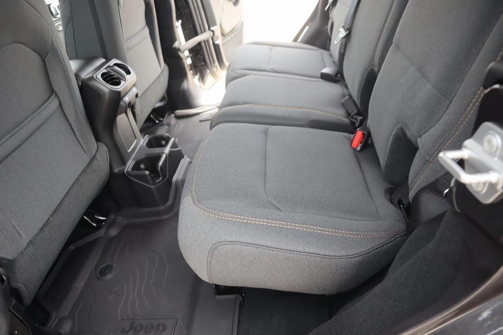 new 2025 Jeep Wrangler car, priced at $36,131