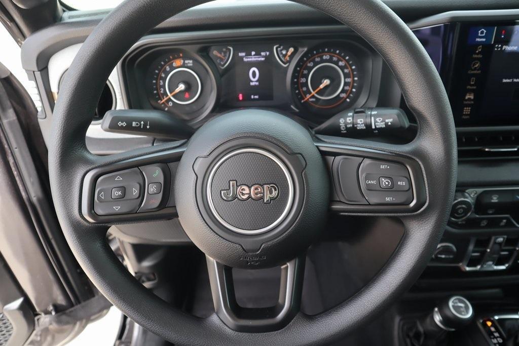new 2025 Jeep Wrangler car, priced at $36,131
