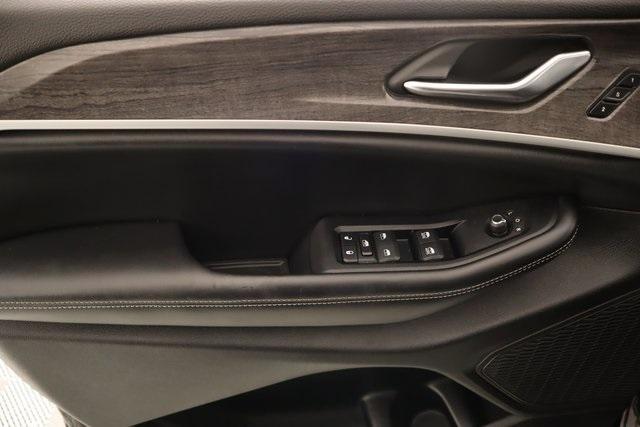 used 2024 Jeep Grand Cherokee L car, priced at $39,919