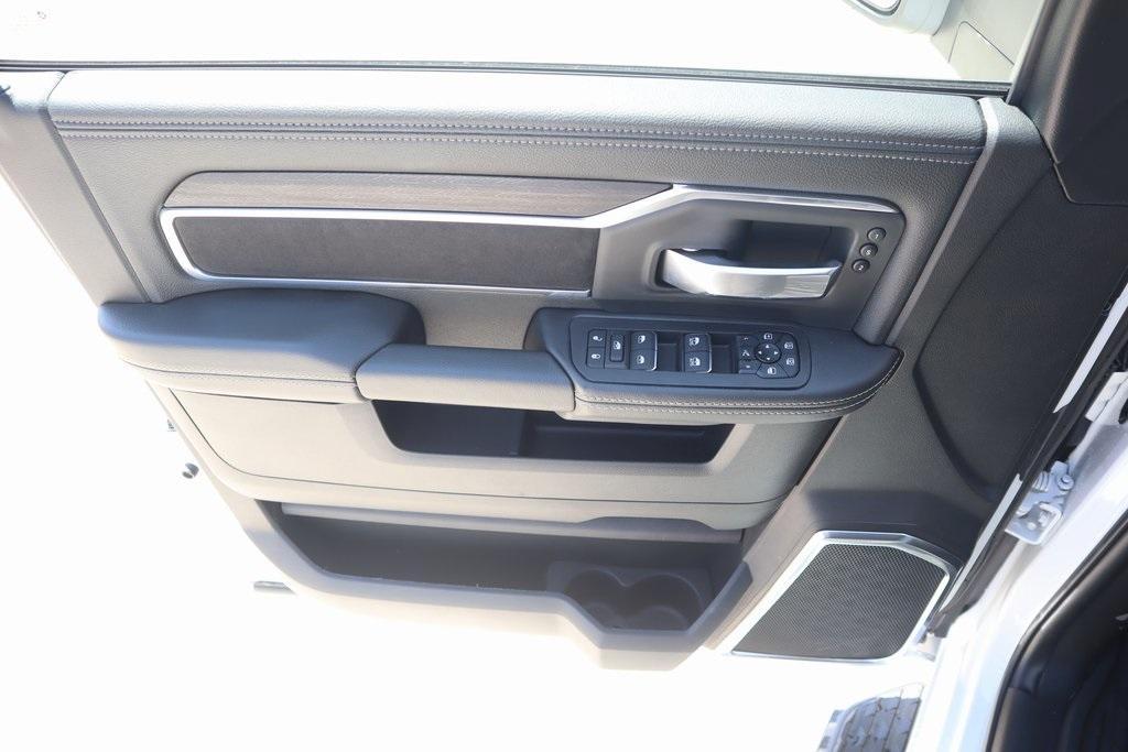 new 2025 Ram 3500 car, priced at $80,575