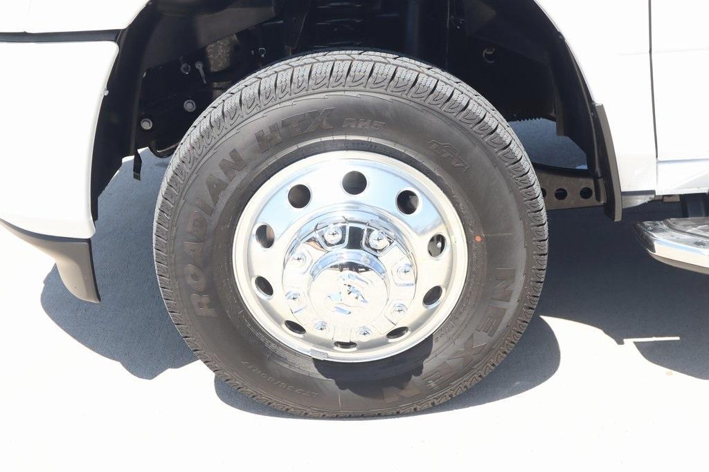 new 2025 Ram 3500 car, priced at $80,575