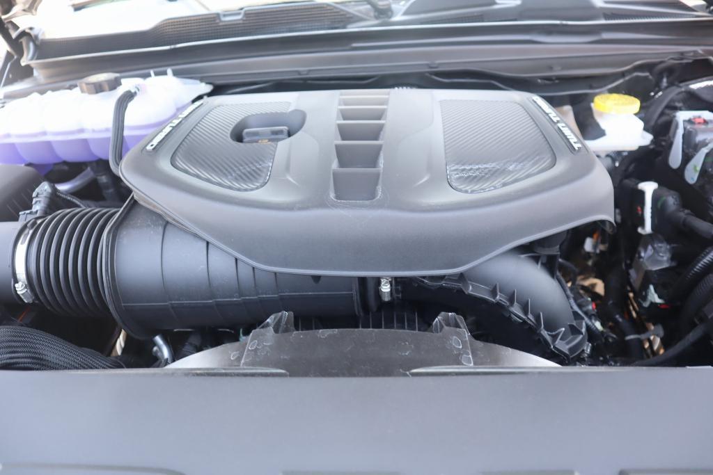 new 2025 Ram 1500 car, priced at $71,911