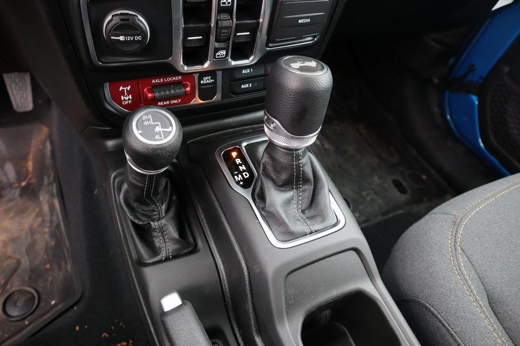 new 2025 Jeep Wrangler car, priced at $51,776