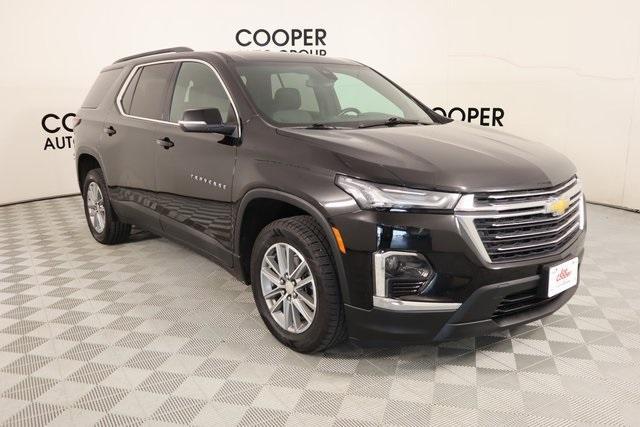 used 2022 Chevrolet Traverse car, priced at $26,594