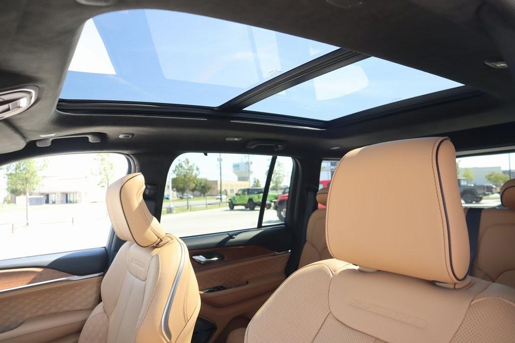 new 2025 Jeep Grand Cherokee car, priced at $64,858