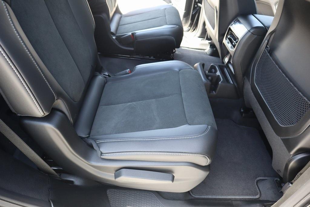 new 2025 Jeep Grand Cherokee L car, priced at $39,713