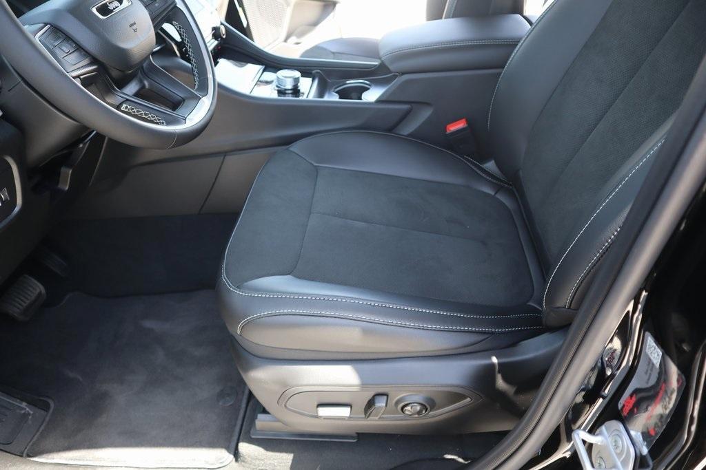 new 2025 Jeep Grand Cherokee L car, priced at $39,713