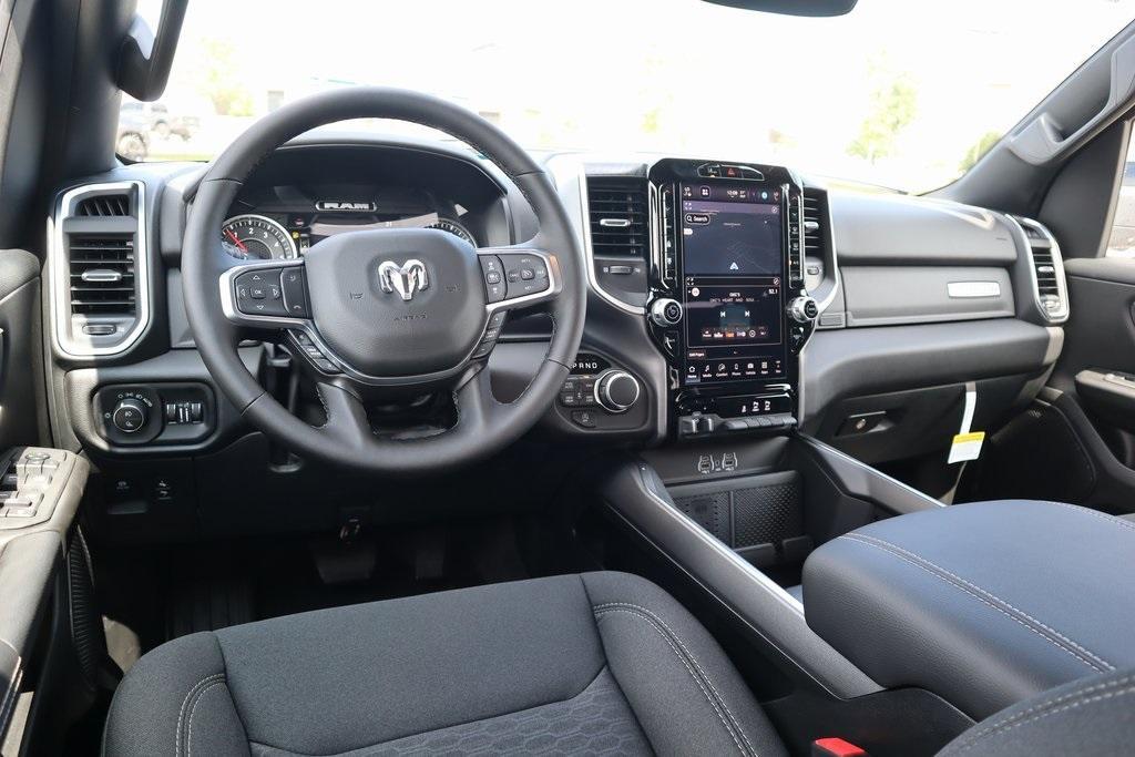 new 2025 Ram 1500 car, priced at $46,678