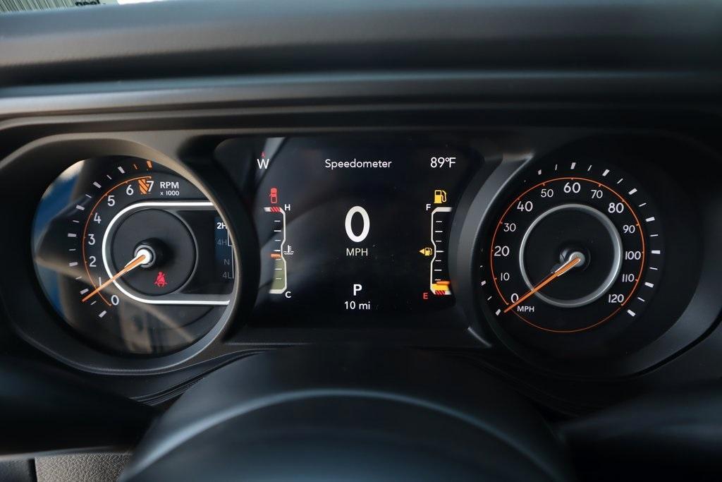 new 2025 Jeep Gladiator car, priced at $41,705