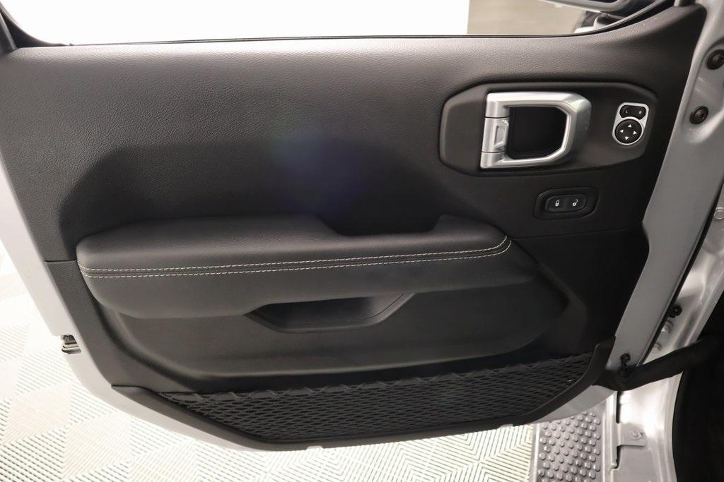 used 2022 Jeep Wrangler Unlimited car, priced at $38,449