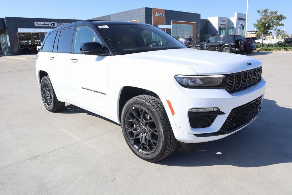 new 2025 Jeep Grand Cherokee car, priced at $58,009