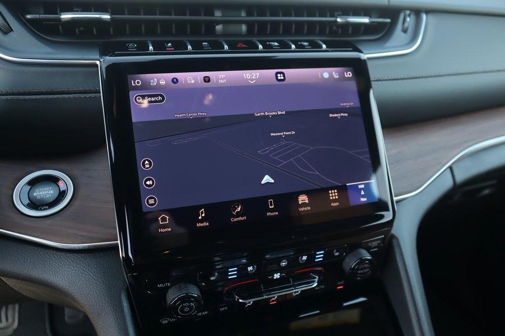 new 2025 Jeep Grand Cherokee car, priced at $58,009
