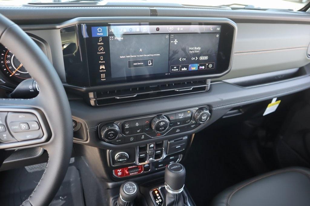 new 2025 Jeep Gladiator car, priced at $49,001