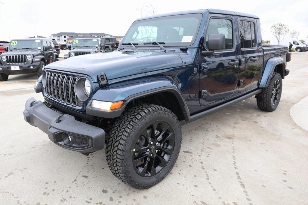 new 2025 Jeep Gladiator car, priced at $43,009
