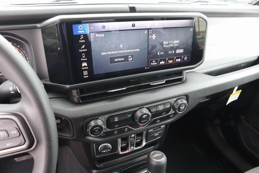 new 2025 Jeep Gladiator car, priced at $43,009