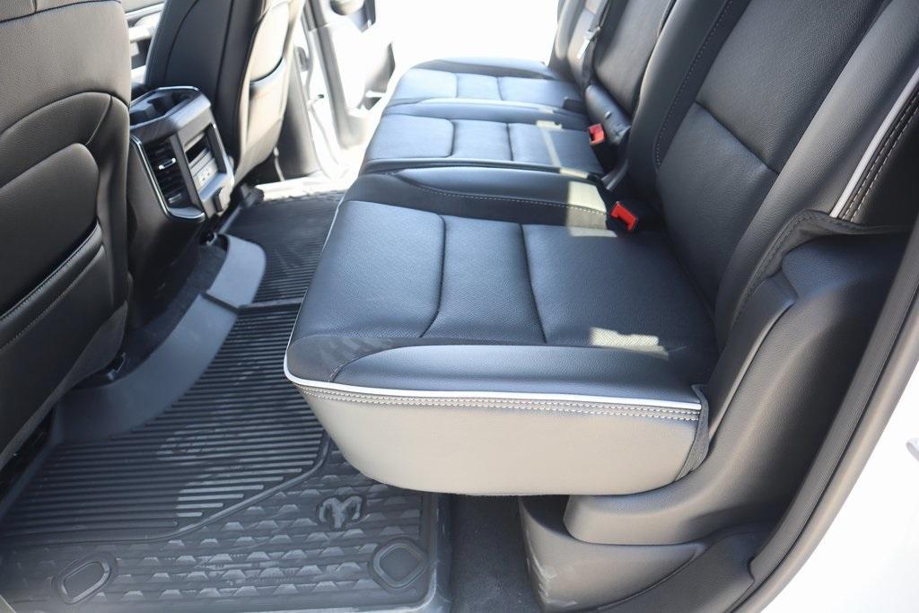 new 2025 Ram 1500 car, priced at $56,280