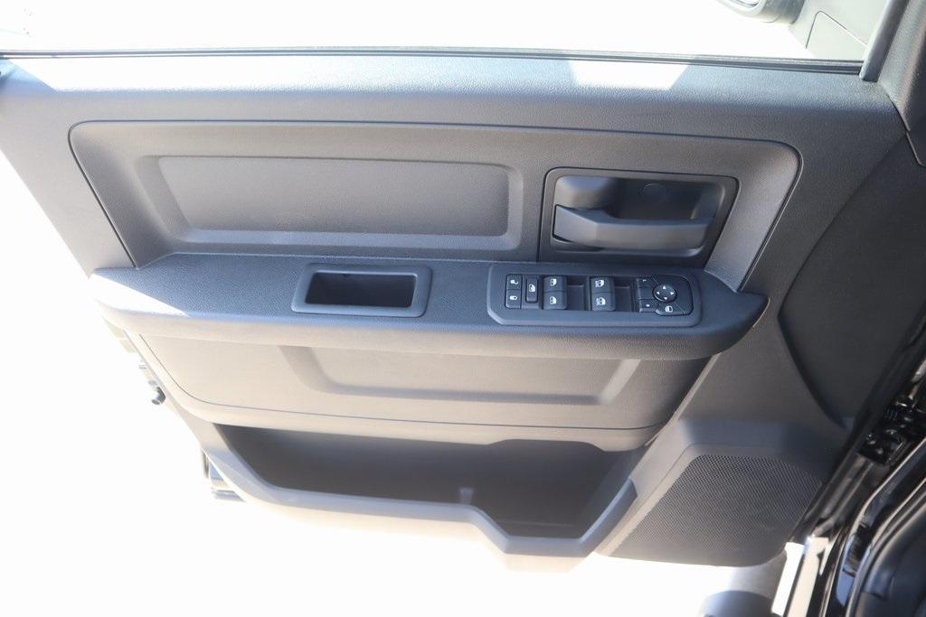 new 2025 Ram 2500 car, priced at $65,368