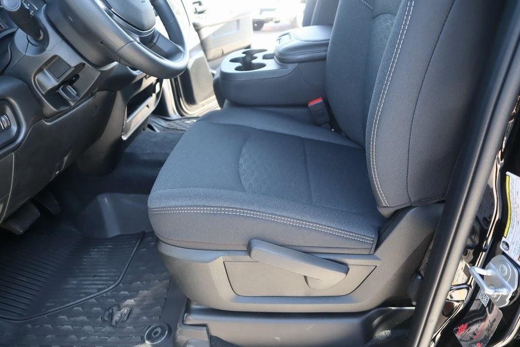 new 2025 Ram 2500 car, priced at $65,368