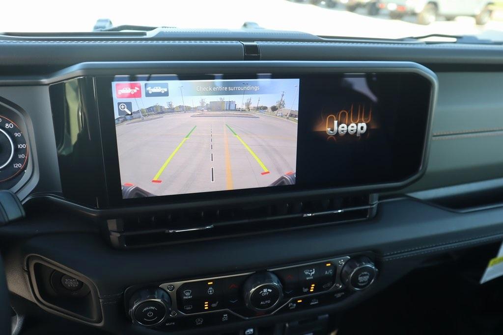 new 2025 Jeep Gladiator car, priced at $51,883