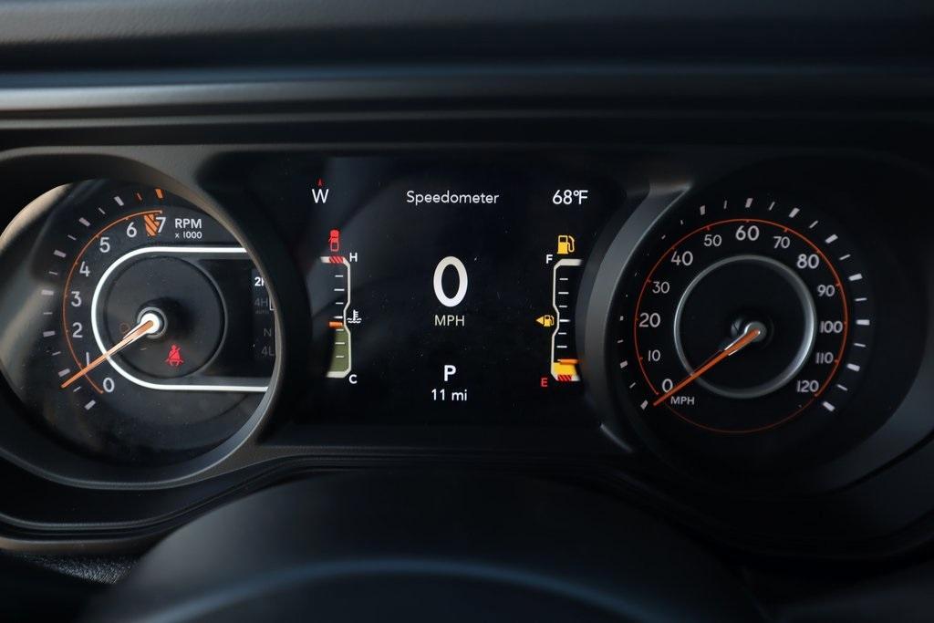 new 2025 Jeep Gladiator car, priced at $51,883