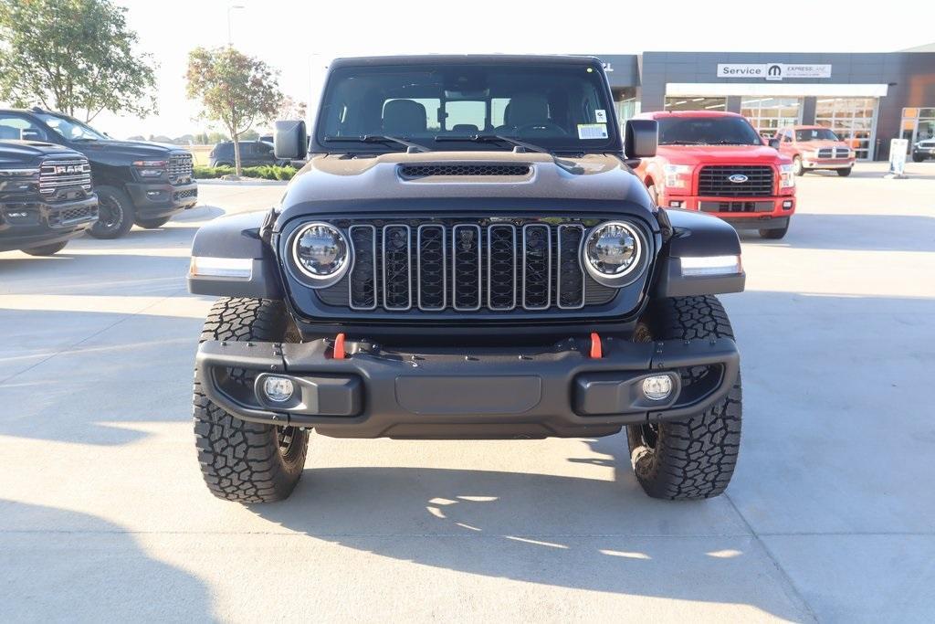 new 2025 Jeep Gladiator car, priced at $51,883