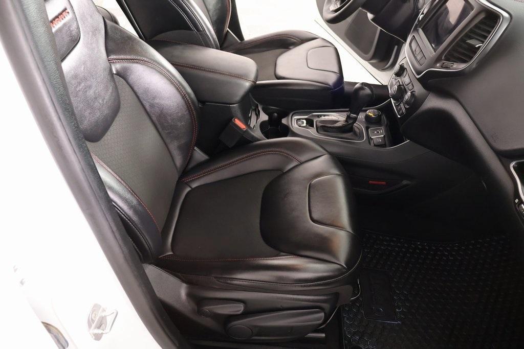 used 2022 Jeep Cherokee car, priced at $23,509