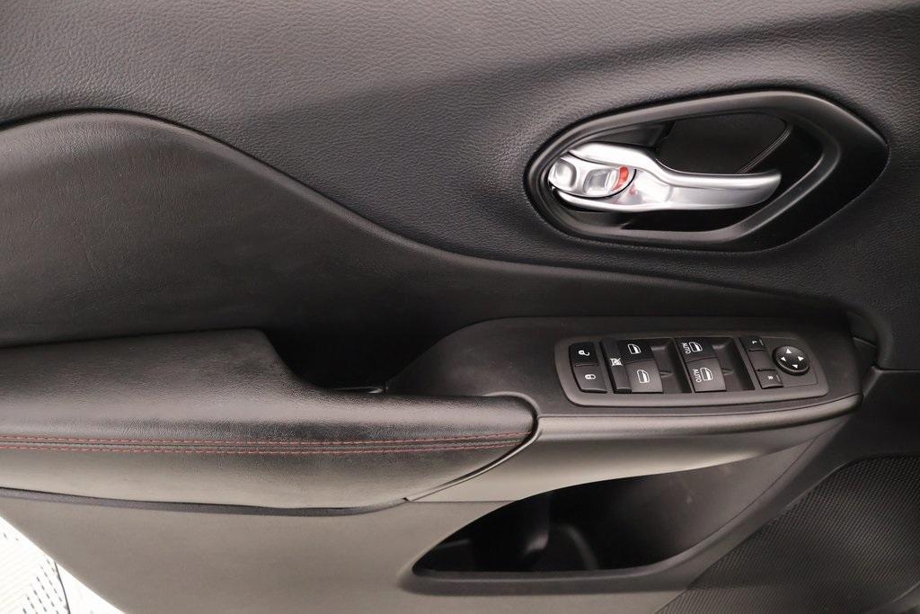 used 2022 Jeep Cherokee car, priced at $23,509