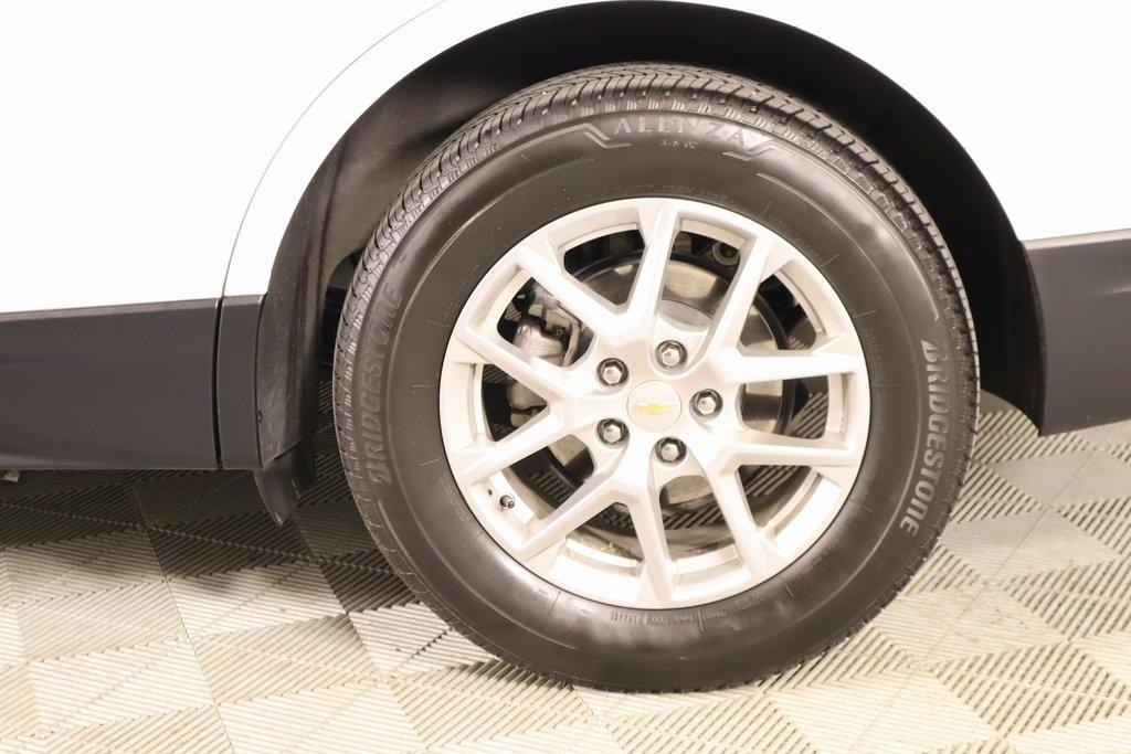 used 2024 Chevrolet Equinox car, priced at $17,059