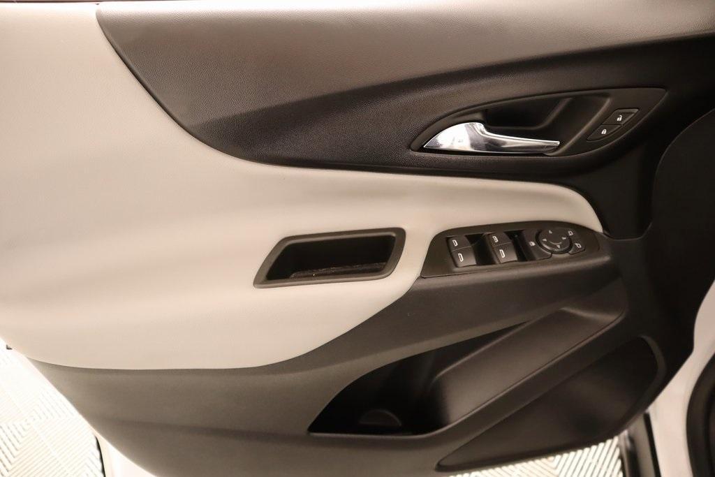 used 2024 Chevrolet Equinox car, priced at $17,059