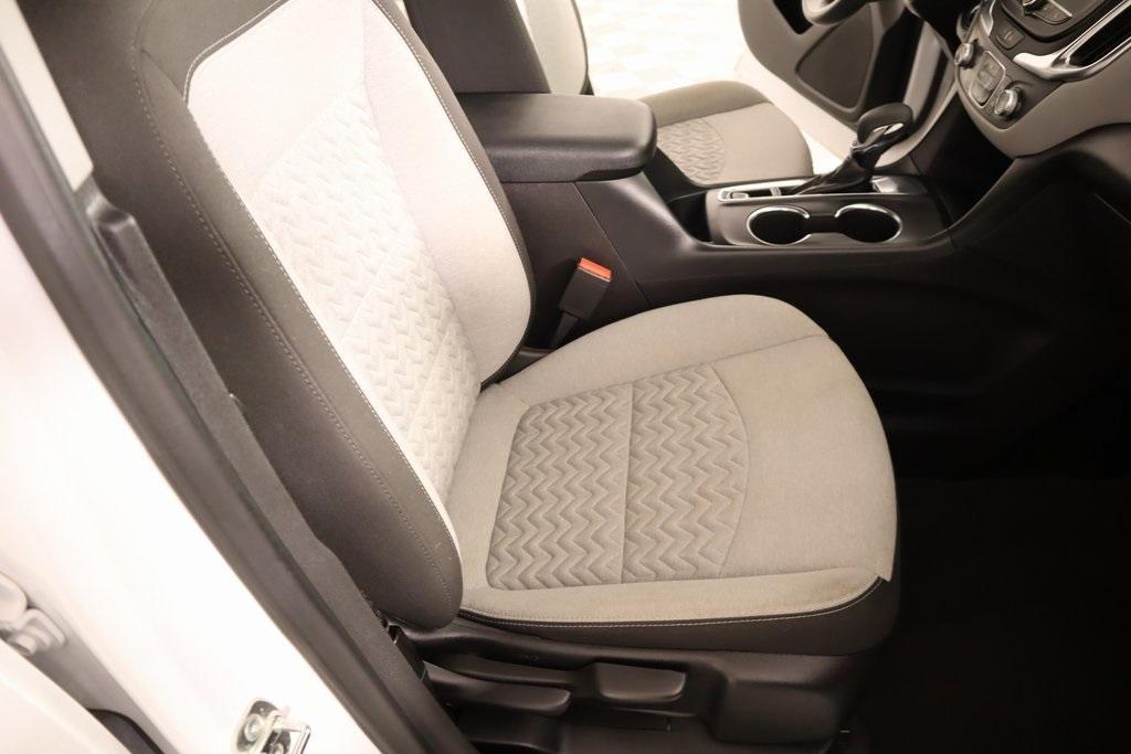 used 2024 Chevrolet Equinox car, priced at $17,059