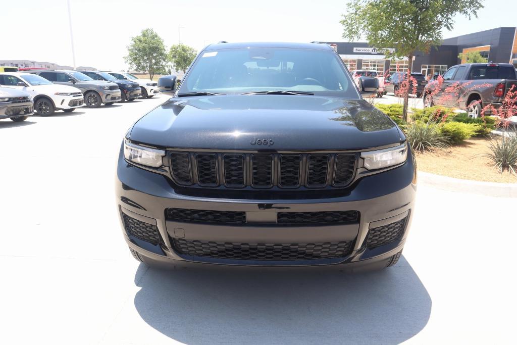 new 2025 Jeep Grand Cherokee L car, priced at $38,871