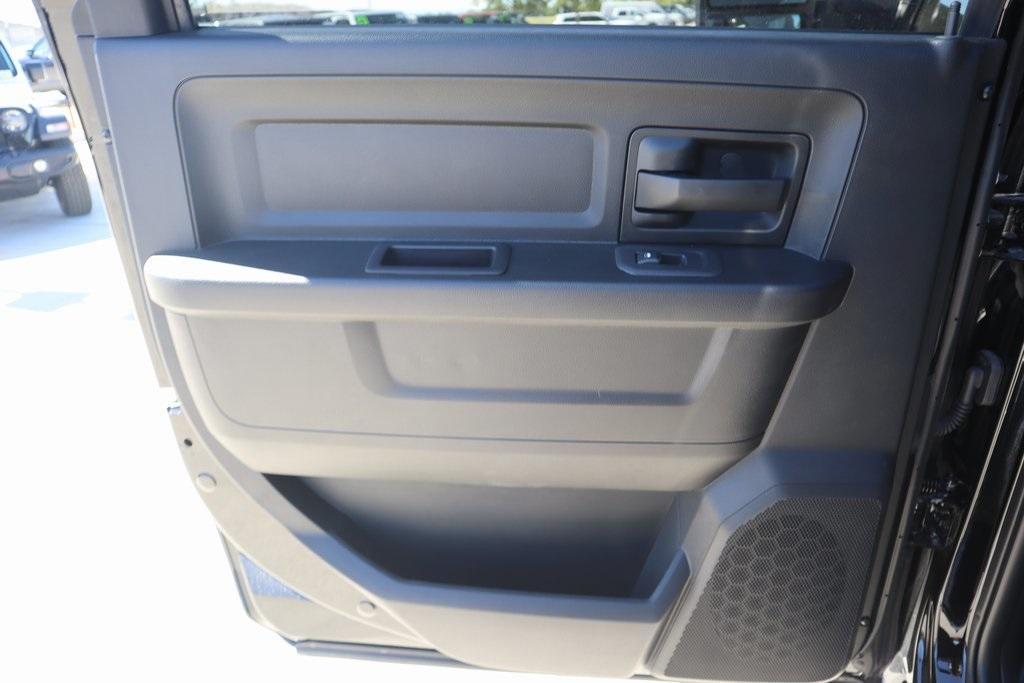 new 2025 Ram 2500 car, priced at $55,385