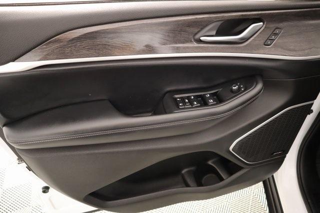 used 2022 Jeep Grand Cherokee L car, priced at $29,545