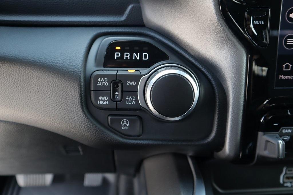 new 2025 Ram 1500 car, priced at $52,877
