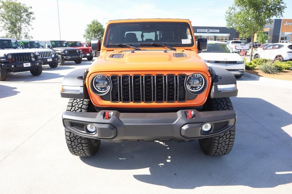 new 2025 Jeep Gladiator car, priced at $52,775