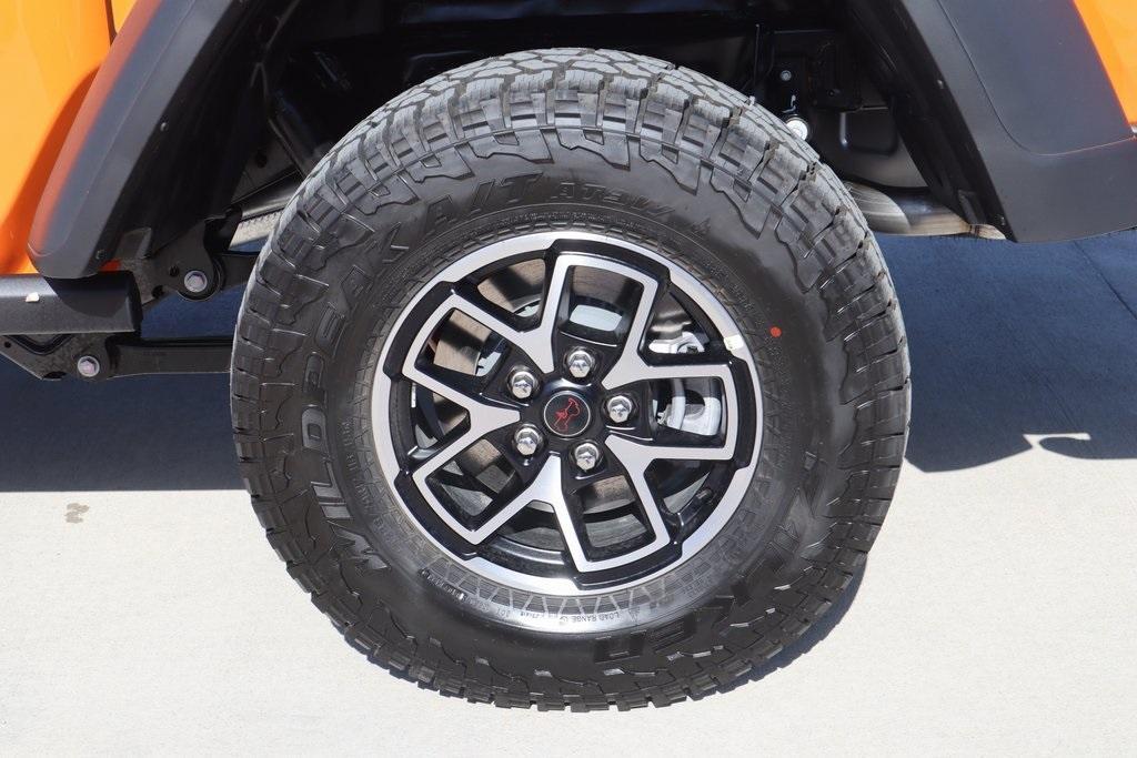 new 2025 Jeep Gladiator car, priced at $52,775