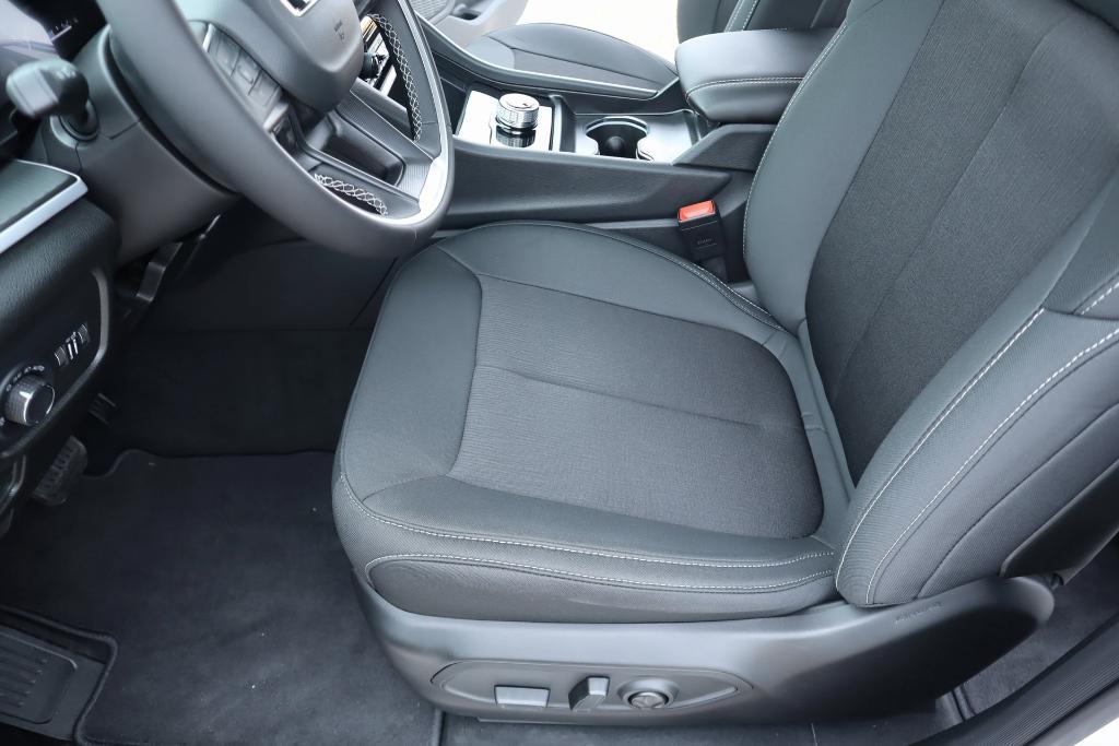new 2025 Jeep Grand Cherokee L car, priced at $39,347