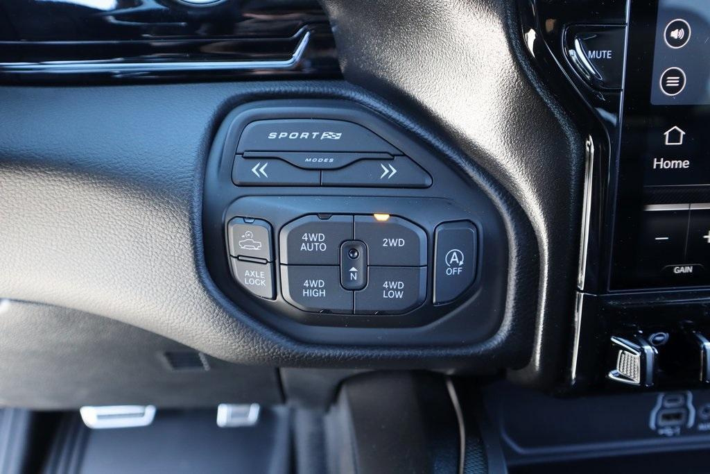 new 2025 Ram 1500 car, priced at $65,512