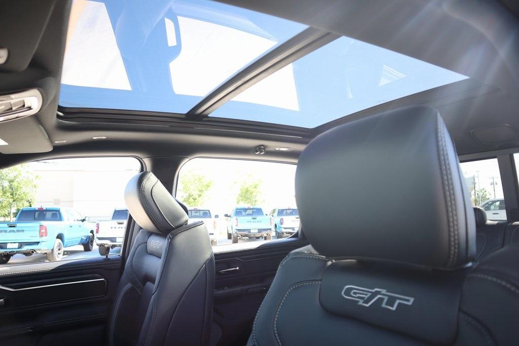 new 2025 Ram 1500 car, priced at $65,512