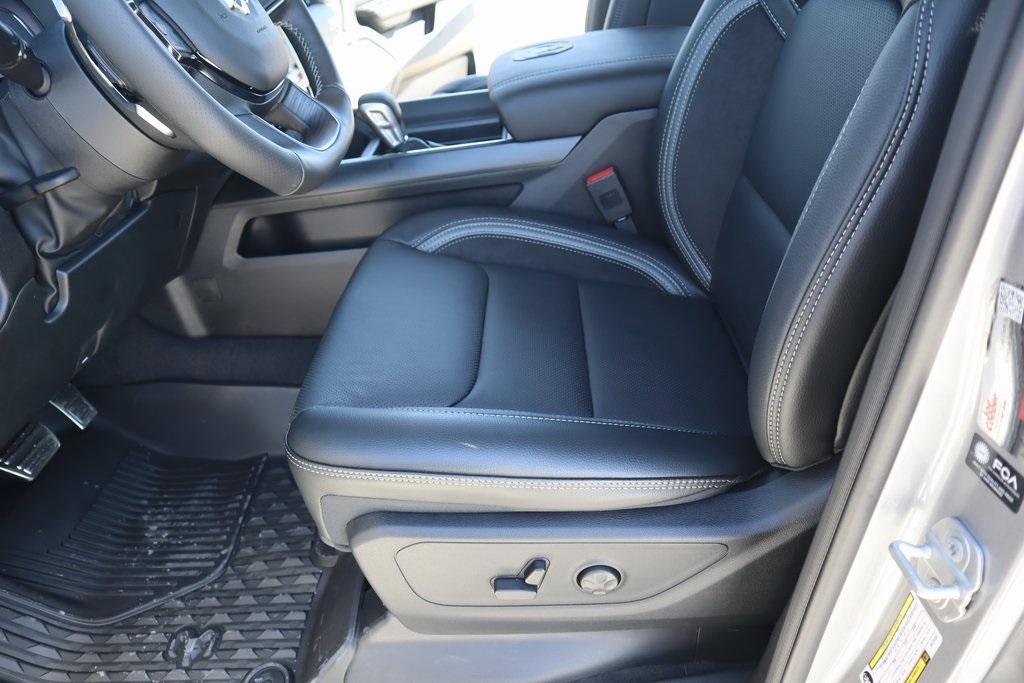 new 2025 Ram 1500 car, priced at $65,512