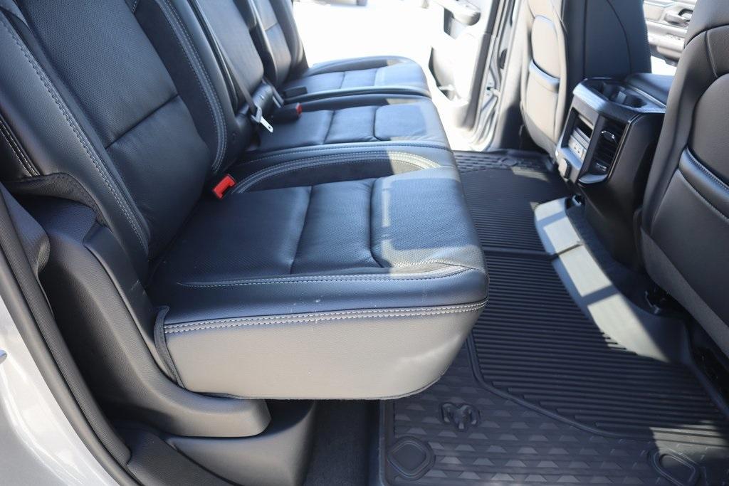 new 2025 Ram 1500 car, priced at $65,512