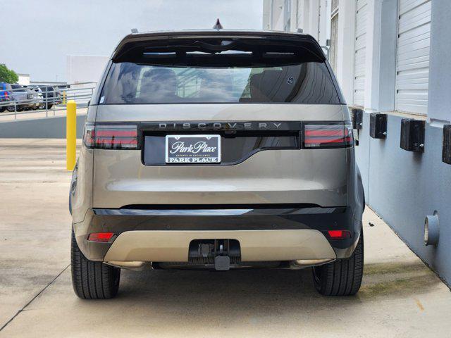 new 2024 Land Rover Discovery car, priced at $84,113