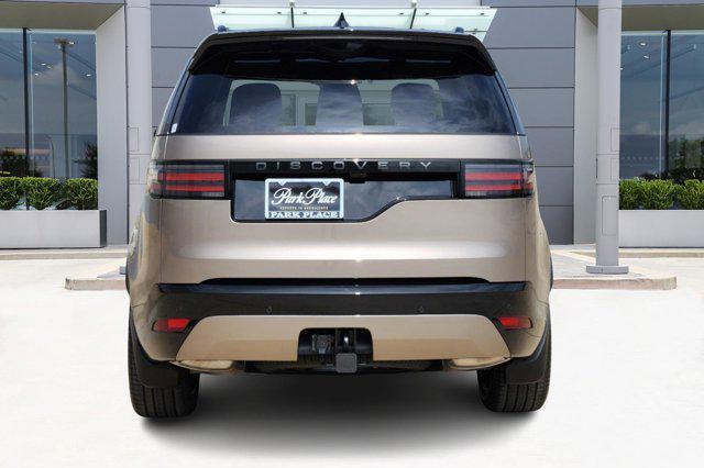 new 2024 Land Rover Discovery car, priced at $76,935