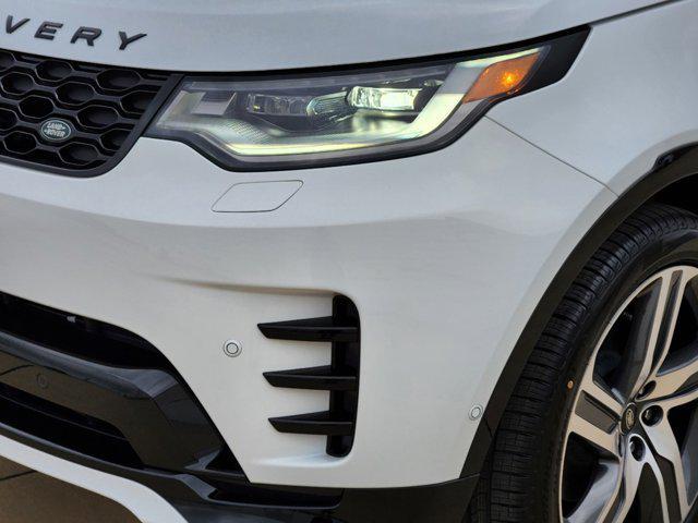 new 2024 Land Rover Discovery car, priced at $76,503