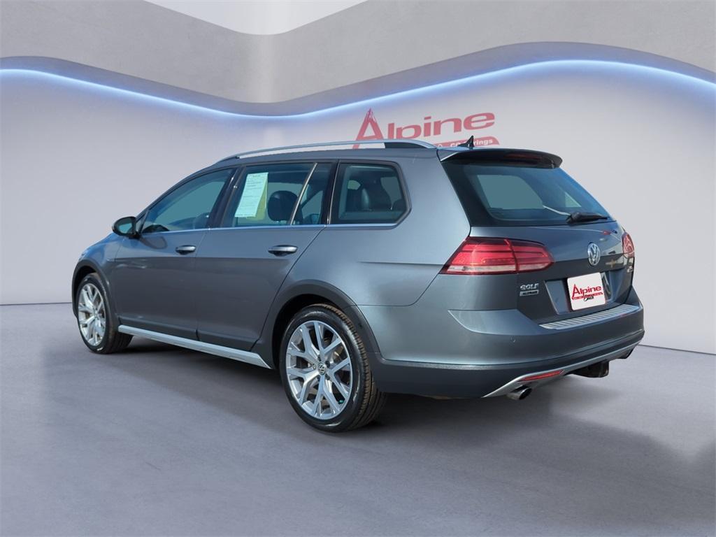 used 2019 Volkswagen Golf Alltrack car, priced at $23,110