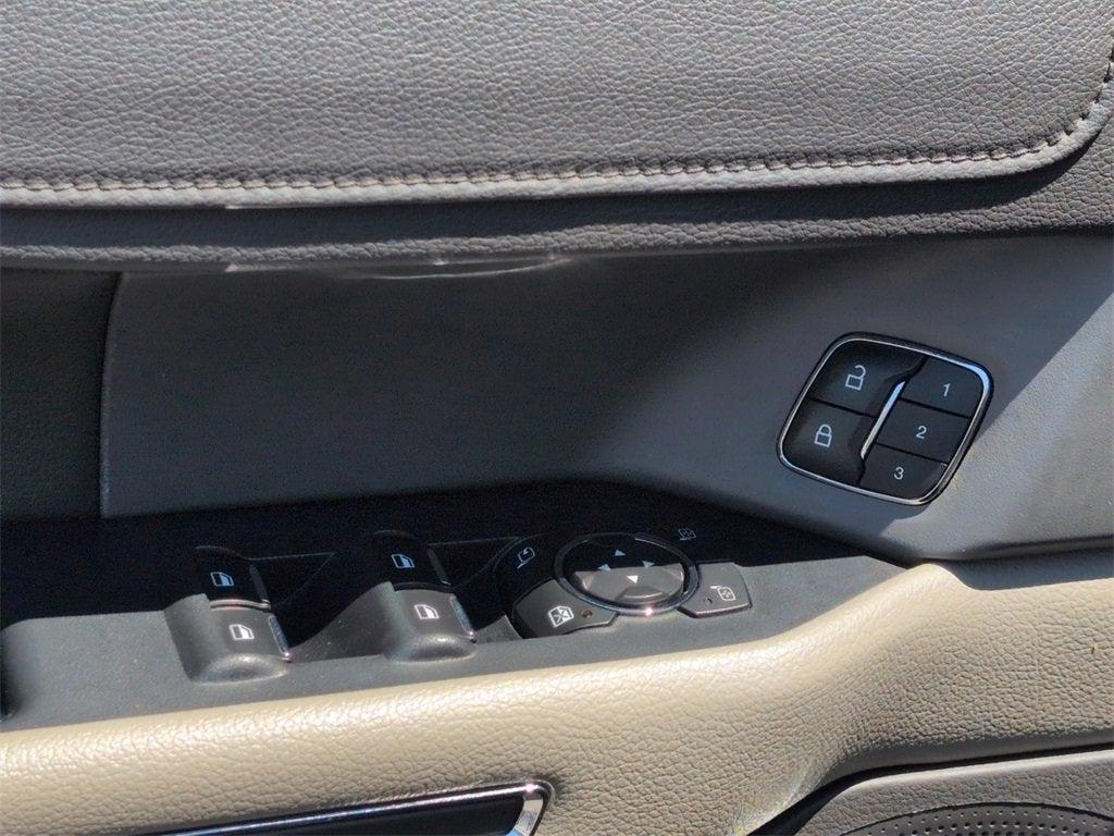used 2020 Ford Expedition Max car, priced at $27,710