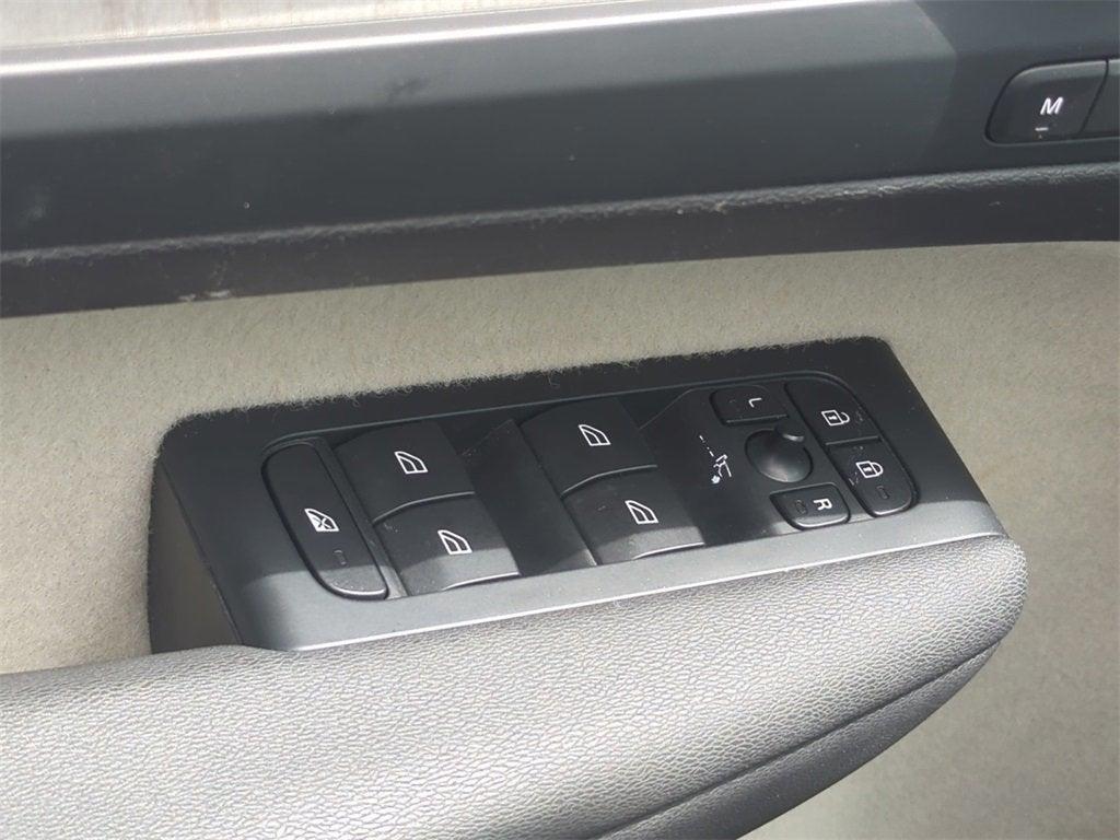 used 2023 Volvo XC40 car, priced at $26,910