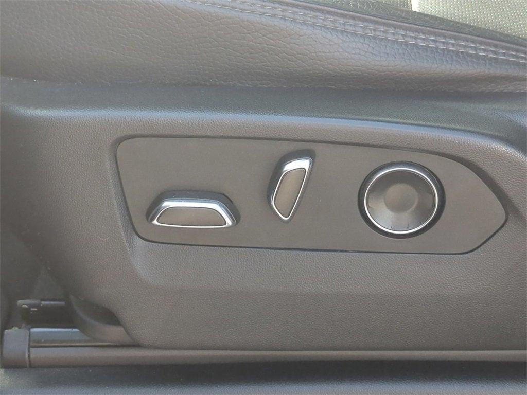 used 2021 GMC Yukon XL car, priced at $52,910